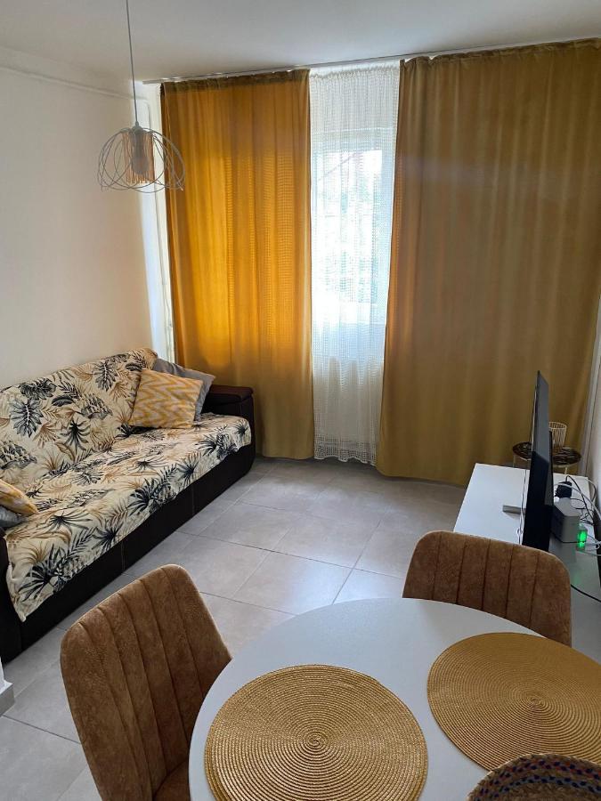 Sofi Apartment Central بوخارست المظهر الخارجي الصورة